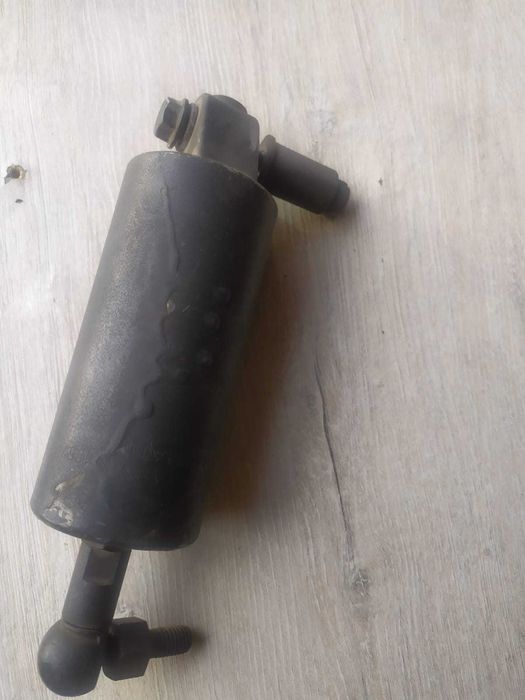 Мерседес-Актрос 2002 год