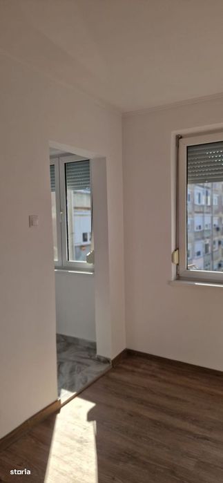 Apartament 2 camere, bucătărie separată, Oradea