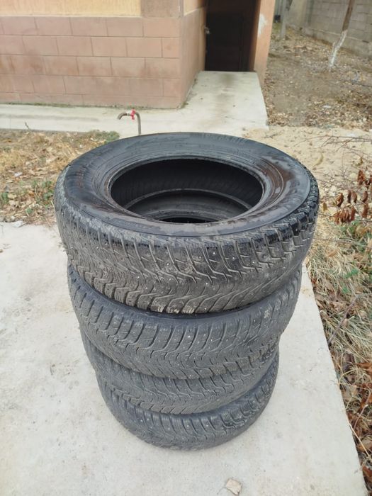 Продается зимние шины