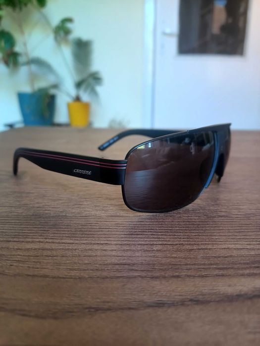 Слънчеви очила Carrera