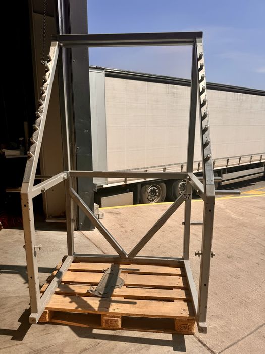 Technogym squat rack