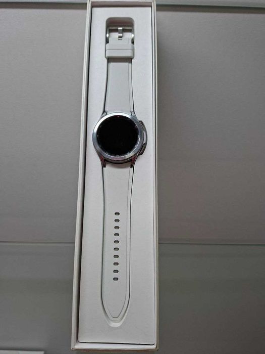 Samsung Galaxy Watch 4 {с.Б.Момышулы, ул.Б.Усенова 37} лот-805418