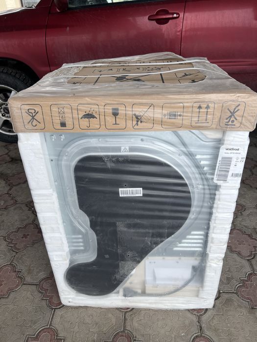 Сушильная машина Vestfrost VFTD C8122 белый