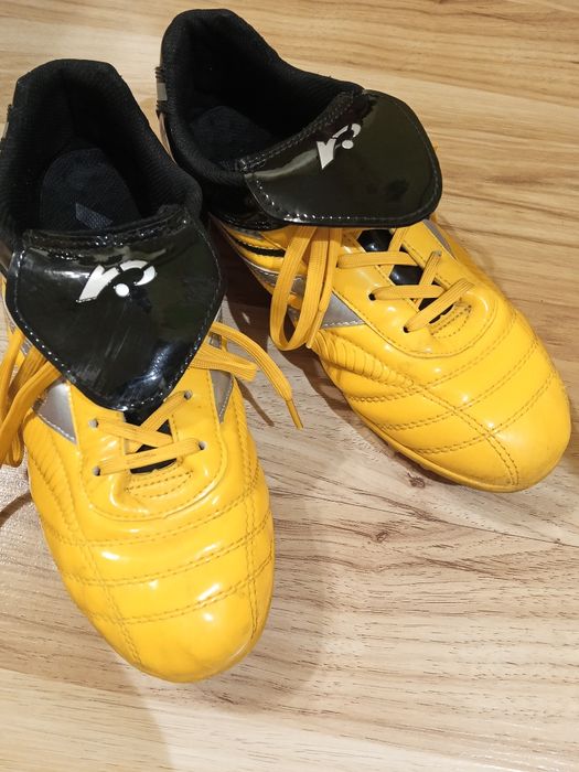 „Топ футболни стоножки – готови за терена!“