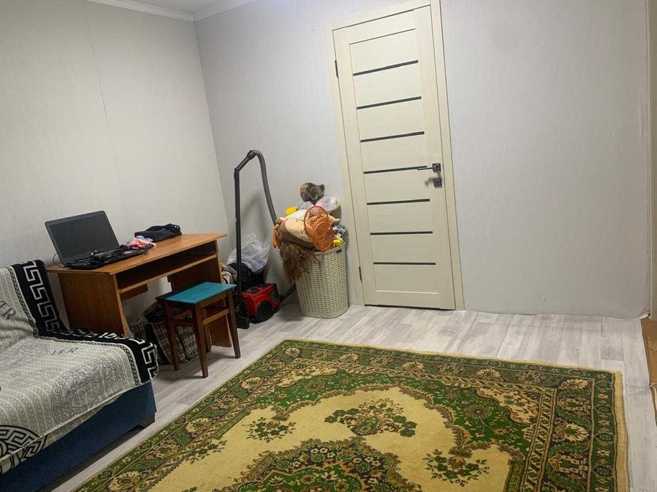 Продам 2-комн в общежитии