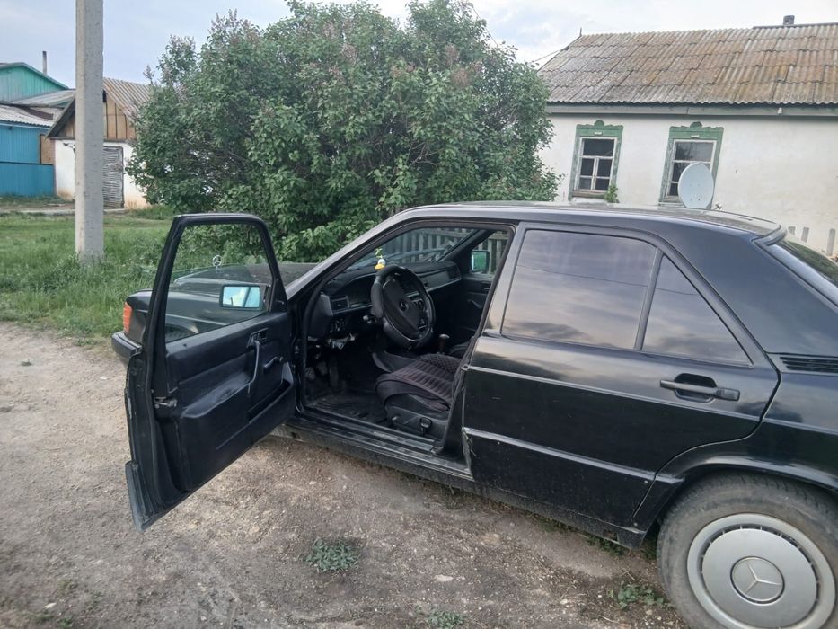 Продам Mercedes Benz 190Е