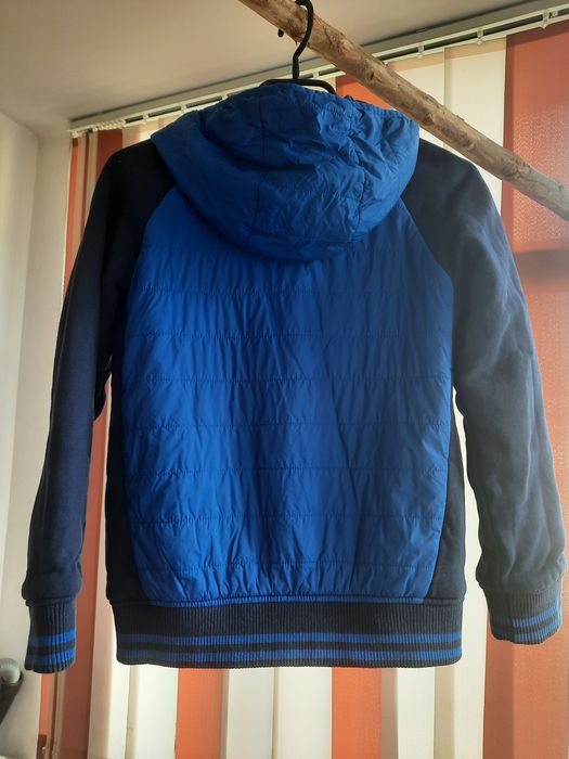 Geacă Primăvară-Toamnă Tommy Hilfiger.8-10 ani!Originală.Stare perfect