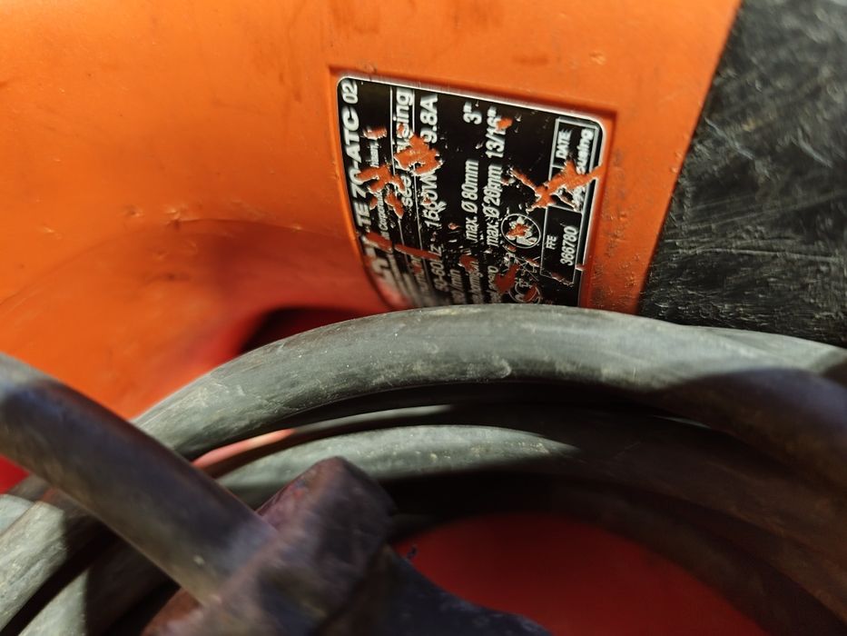 Машини HILTI ХИЛТИ Къртач, перфоратори, винтоверт,трион.