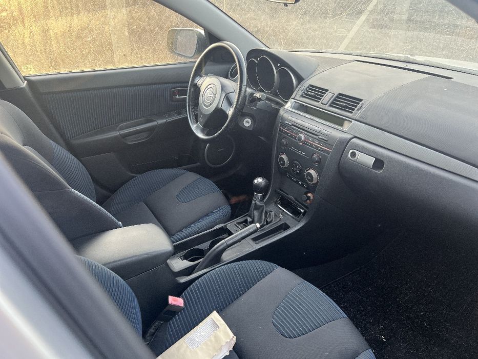 MAZDA3 1.6i на части