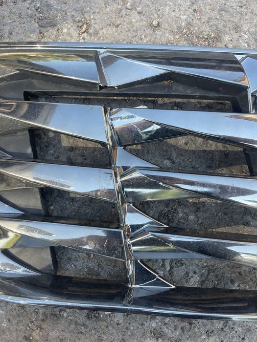 Решетка радиатора туксон