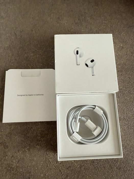 Airpods Generatia 3