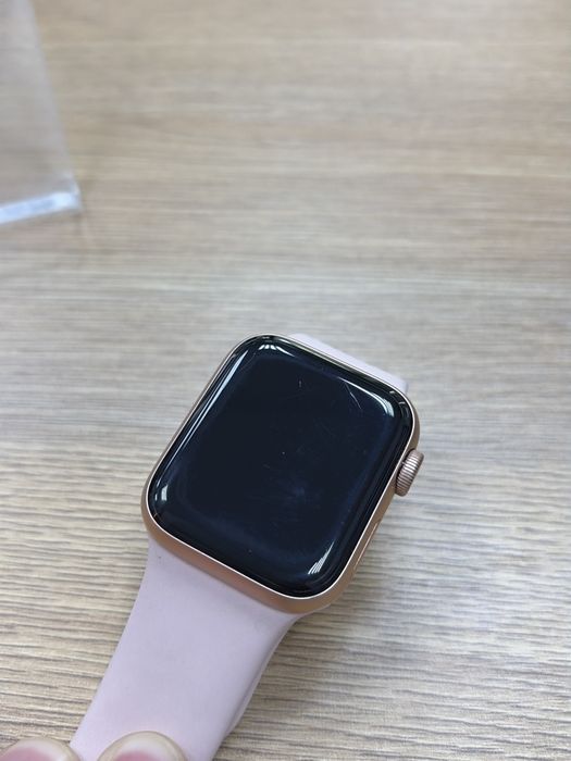 Apple watch SE, 40mm ( id: 915) P25