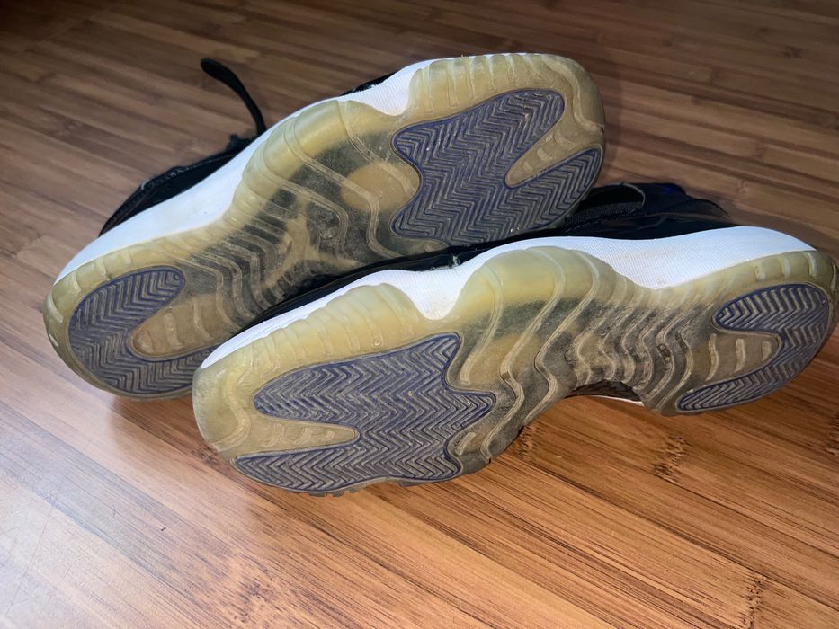 Jordan 11 черно-сини маратонки