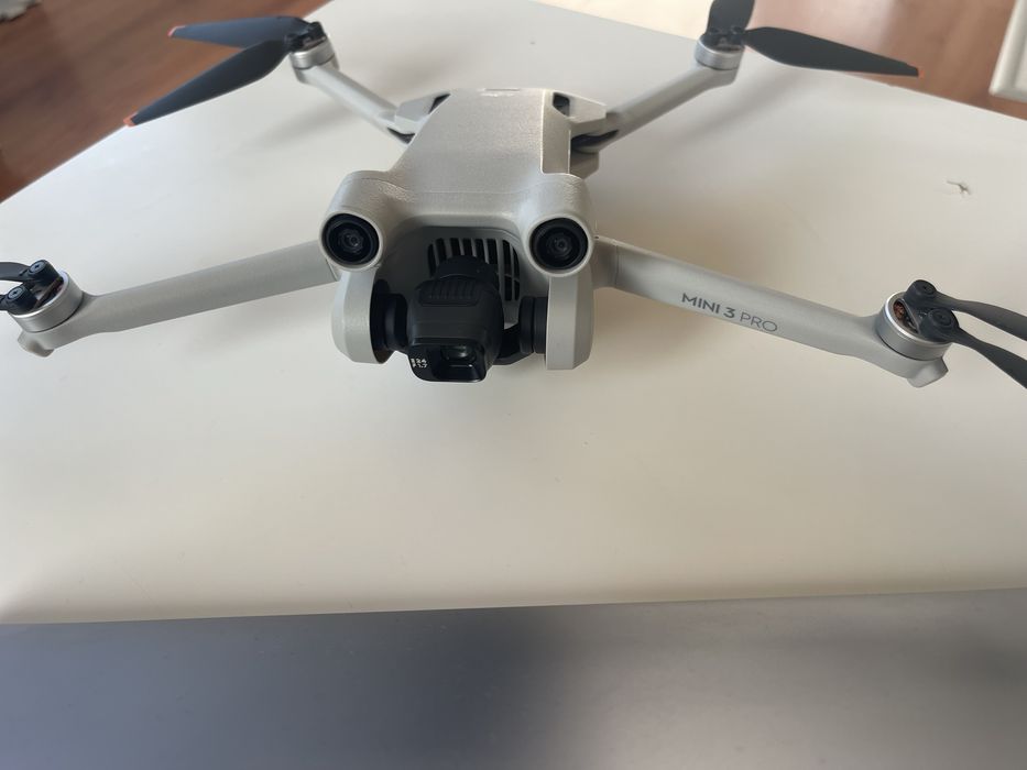 ДРОН DJI MINI 3 pro + RC + fly more combo RC с гаранция и застраховка