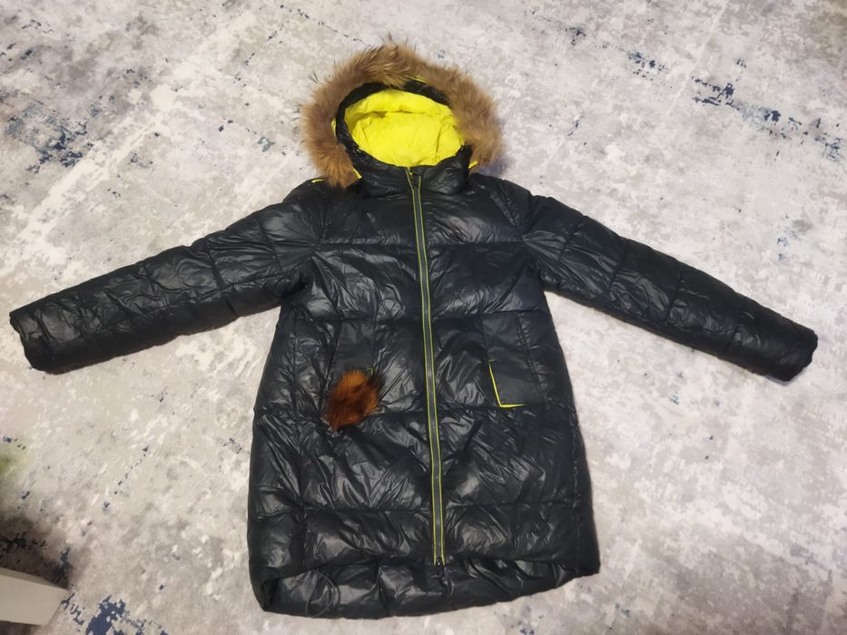 Зимняя куртка на девочку 9-12 лет