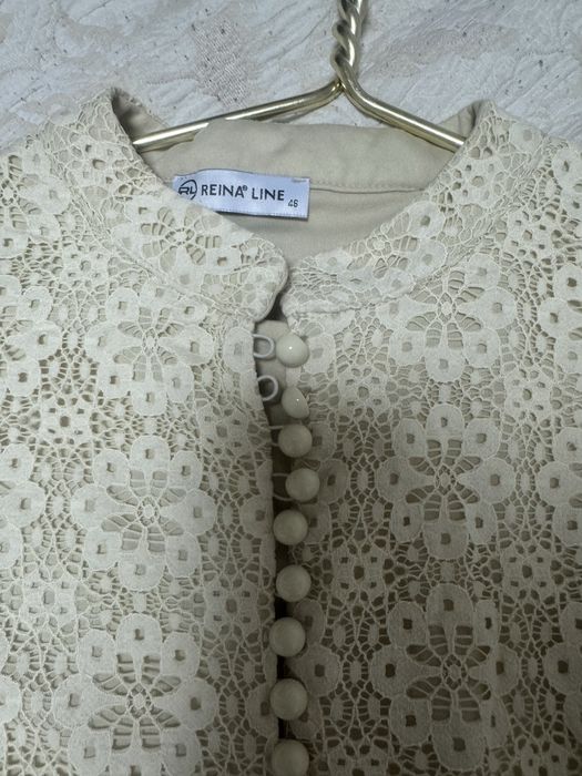 Женская одежда за шоколадку