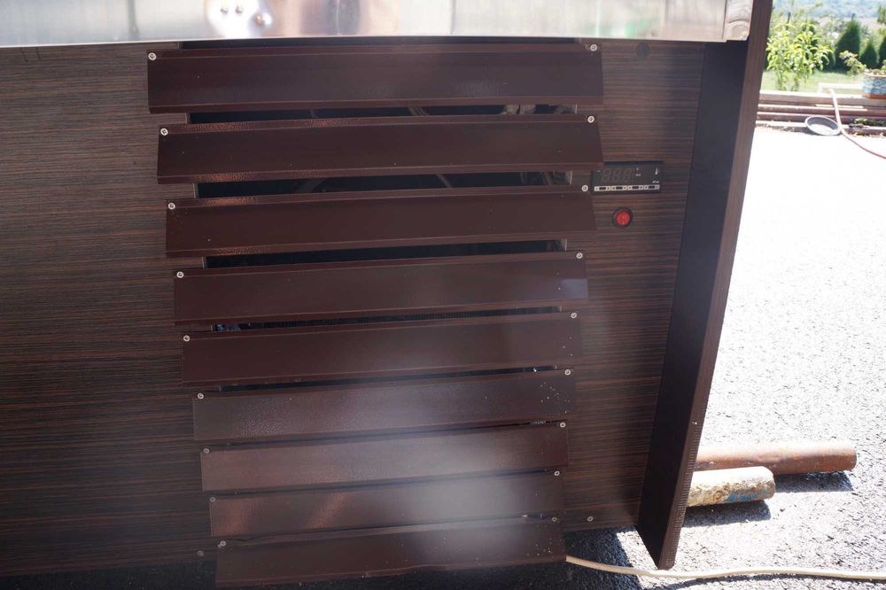 Хладилна витрина