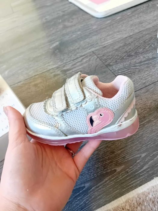 Детски обувки (сандали, кроксове и маратонка 21 номер