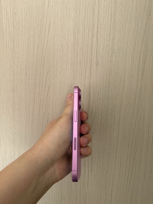 iPhone 16 128gb (розовый)