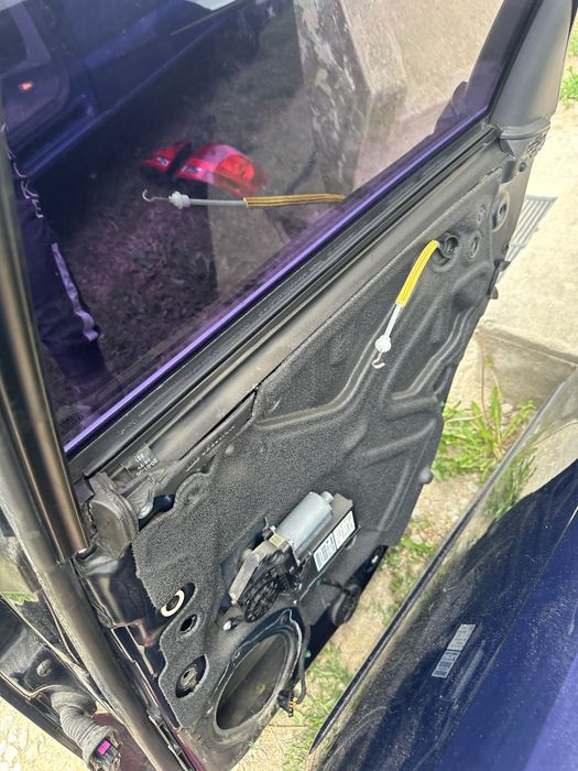 Portiere ,uși fata,spate ,st-dr ,audi a4 b7 break