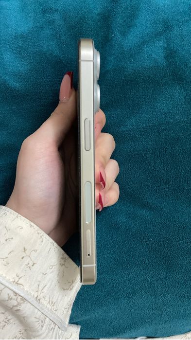 iPhone 15 Pro гарантия есть
