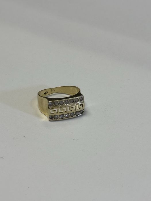 златен дамски пръстен 3.68гр 14к 585