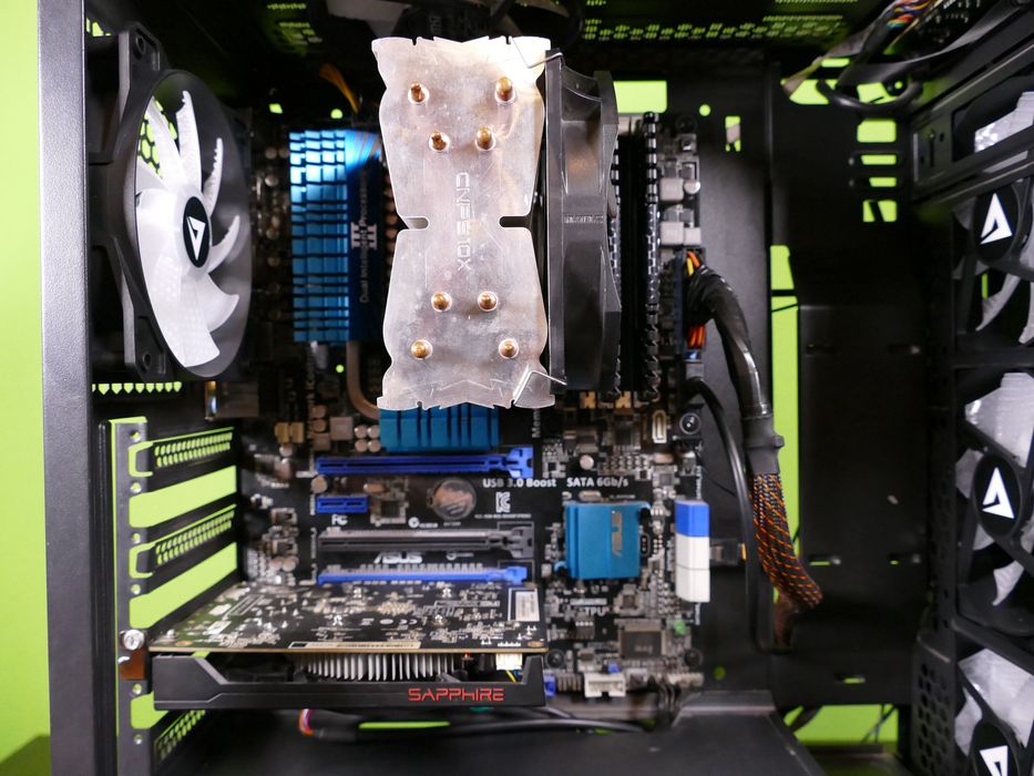 Pc Gaming AMD FX-8350,AMD RADEON RX 560,16 GB DDR3,500 GB SSD OPT