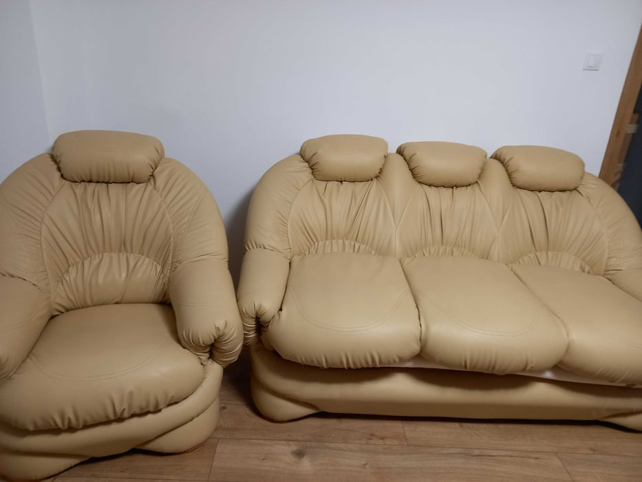 Canapea extensibila si 2 fotolii