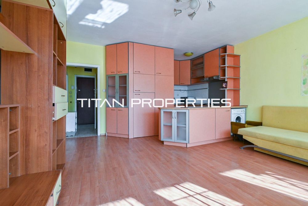 Тристаен, продажба, кв. Карпузица
