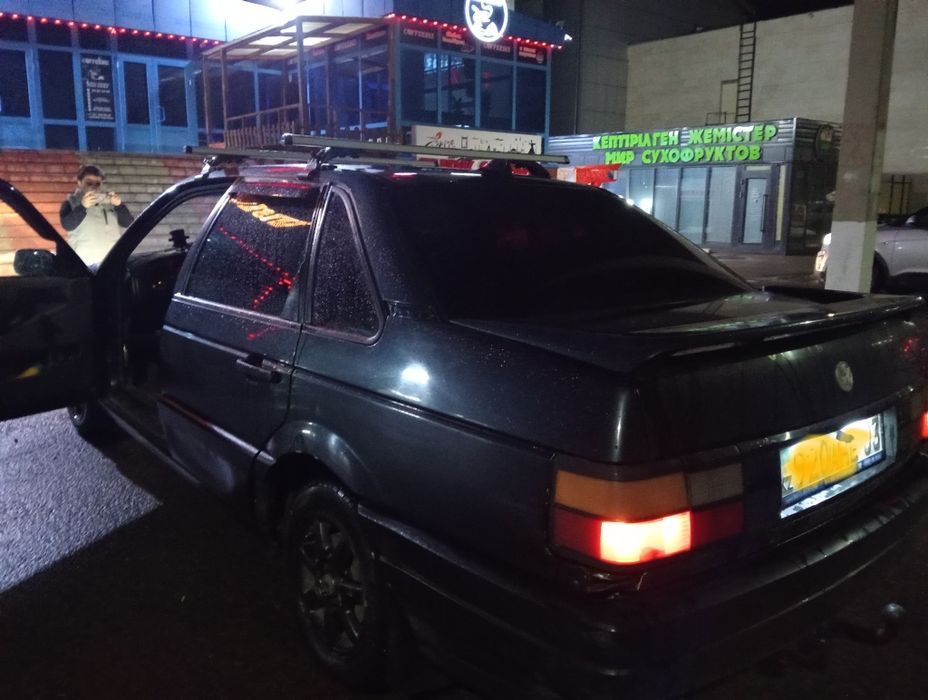 Продам машину вольсваген В3