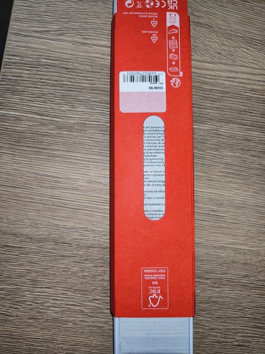 Часовник Swatch Blue Away SO28K700