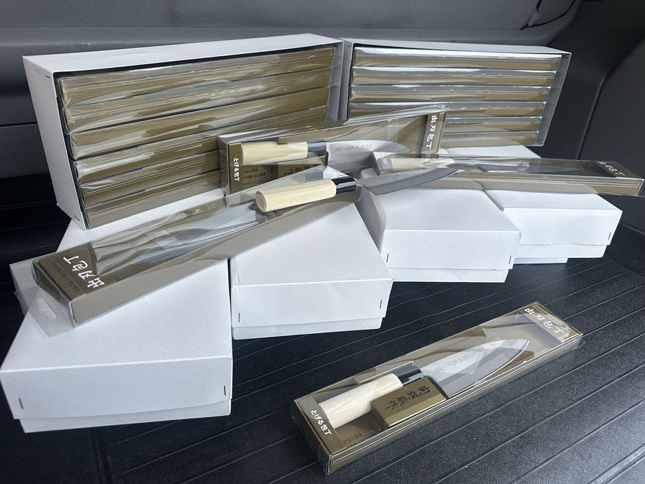 Cuțit japonez profesional de bucatarie•calitate premium•tăiș ascuțit