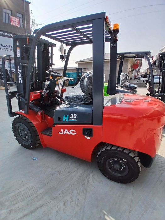 JAC Вилочный Погрузчик  Кара
