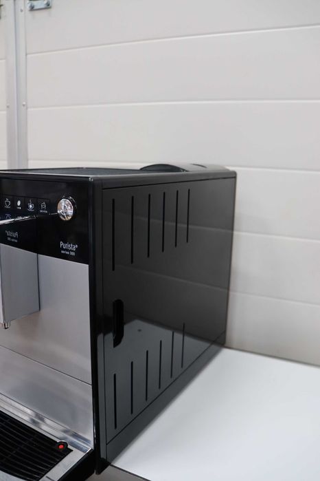 Автоматична машина за еспресо Melitta, модел Purista, F230 сребриста