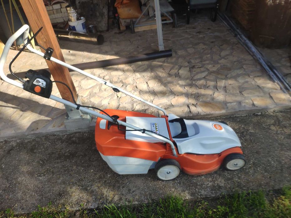 ЗА ЧАСТИ!!!Електрическа косачка STIHL RME 235
