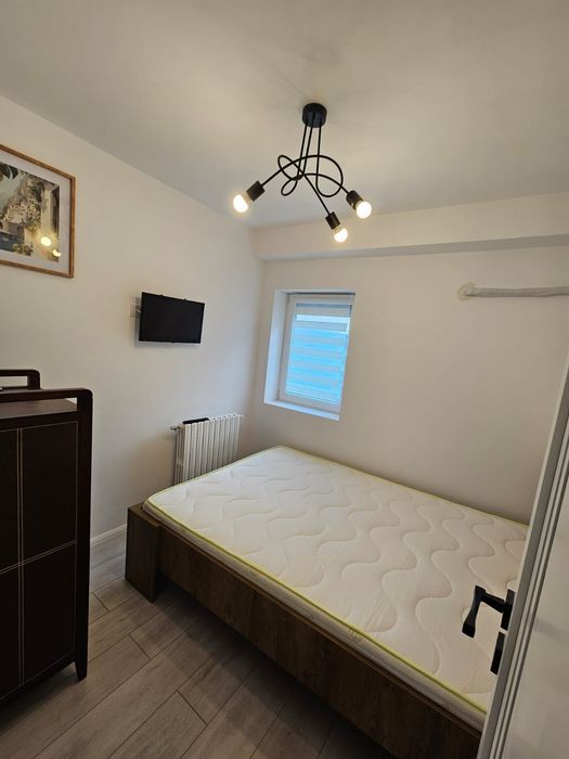Apartament 2 cam decomandat str Unirii mobilat si utilat