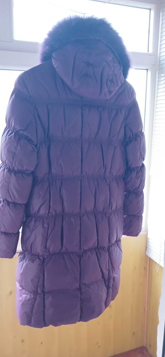 Женский пуховик.