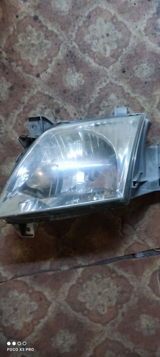Фары Мазда МПВ 2