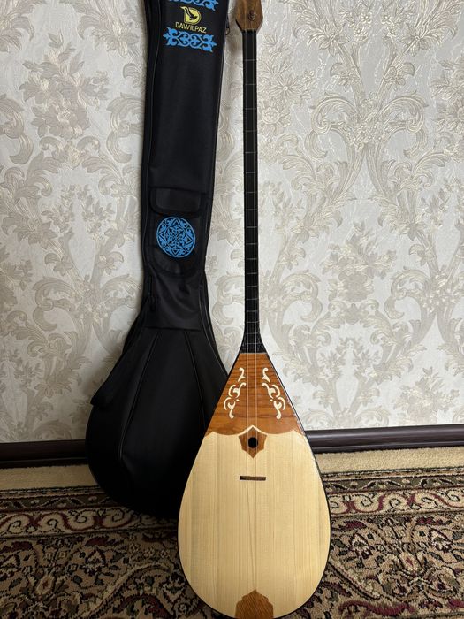 Новый домбыра сатылады!