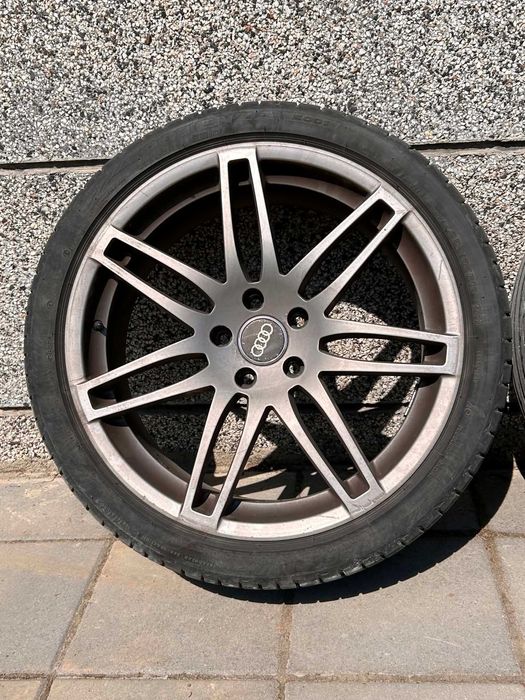 Гуми с джанти "Speedline" за Ауди 8.5JX19 H2 / ET45