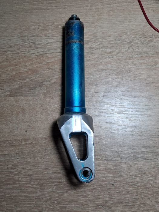 Вилка на трюковой самокат