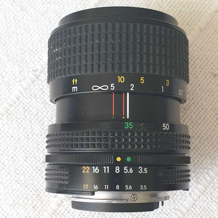Nikon Zoom-Nikkor 35–70mm f/3.5–4.8 + filtru Kenko MC UV370 Slim 52mm