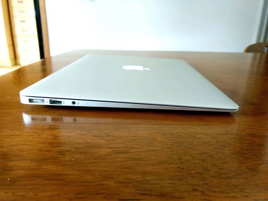 СРОЧНО! macbook air 2012