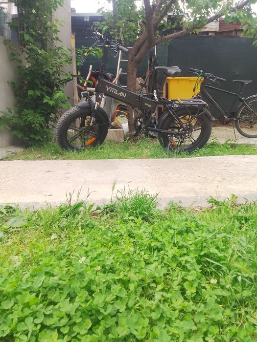 Vând bicicleta electrica vitilan v3