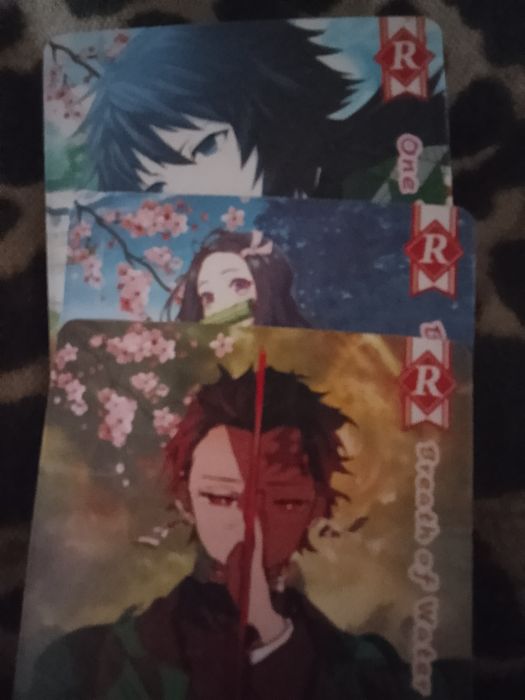 Продам карточки аниме Demon Slayer! Можно по наборам -и все сразу!