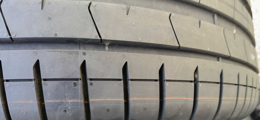 Чисто Нови 285 /45/ 21  PIRELI P ZERO tm