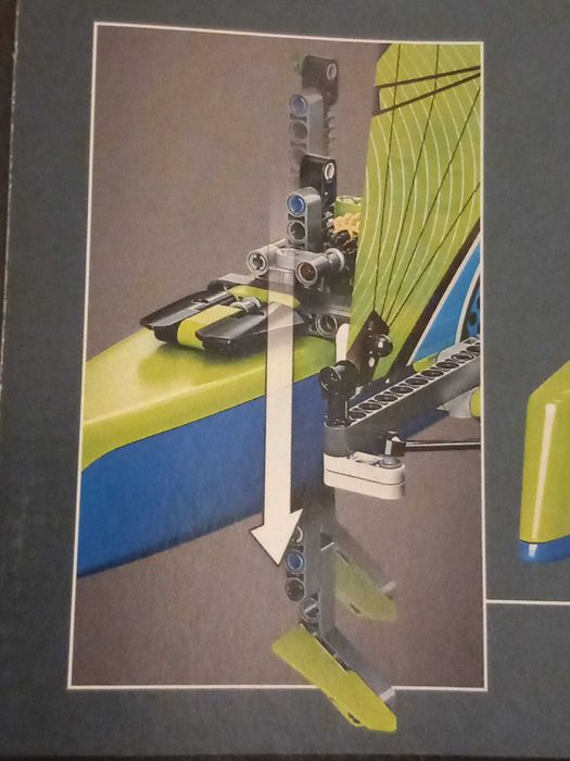 LEGO Technic - Catamaran 42105