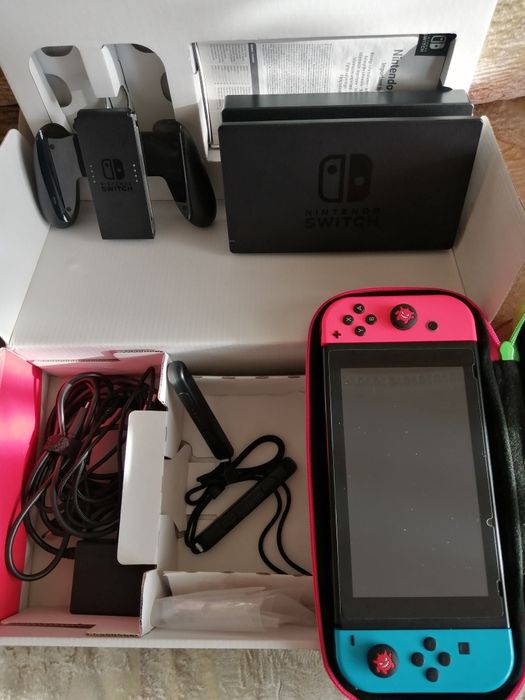 Продам Нинтендо свитч прошитый