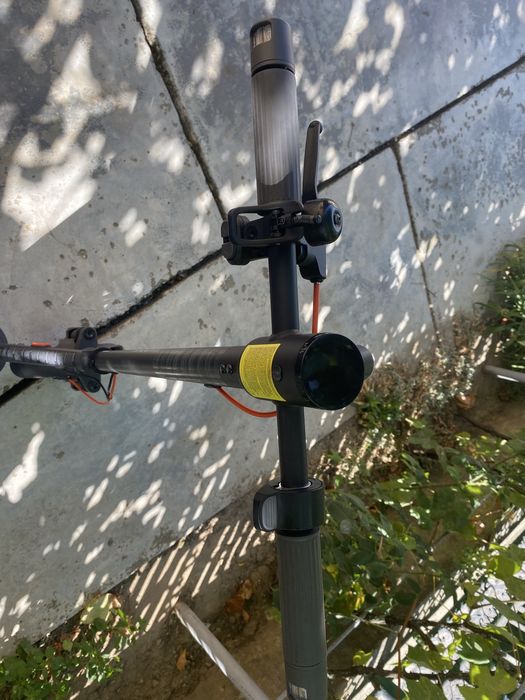 Vând trotineta xiaomi elite
