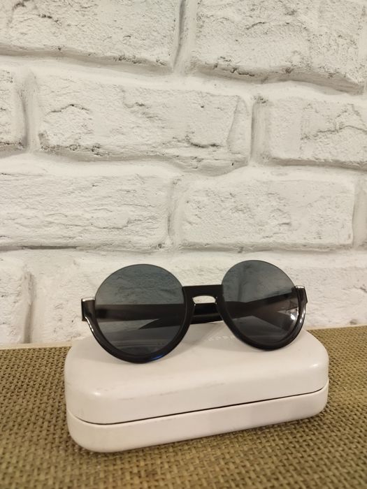 Tom Ford , Marc Jacobs , Just Cavalli , Ray Ban